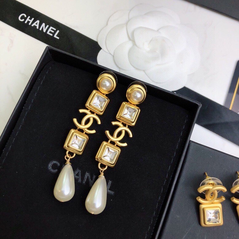 Ch**el earrings